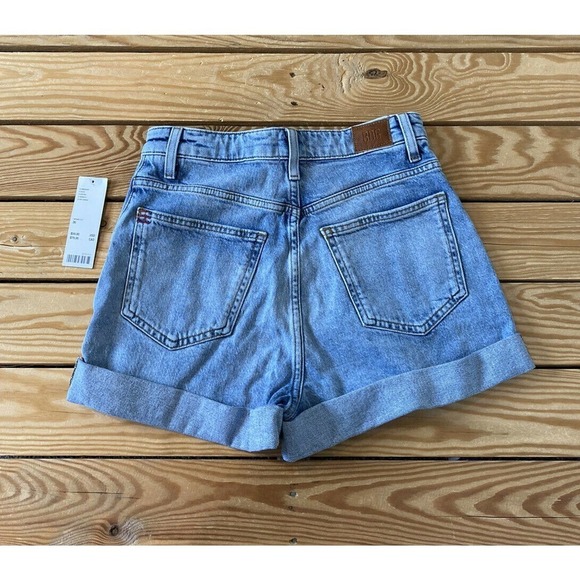 NWT BDG  Denim Shorts Size 25 Women’s Blue Roll Cuff MSRP $59 - Picture 2 of 10